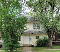 311 E Harrison St, Unit Bourdoir