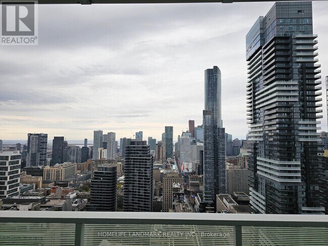 property at 501-4501 Yonge St