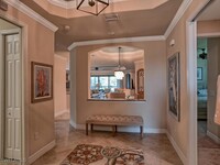 2850 Aviamar Cir in Naples, FL - Foto de edificio - Building Photo