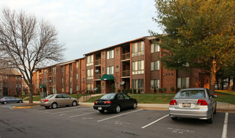 Mallard Cove Apartments