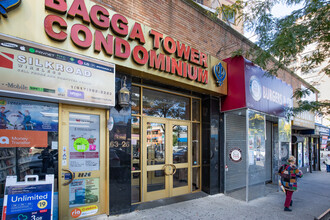 Bagga Tower in Rego Park, NY - Building Photo - Building Photo