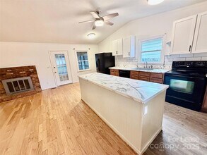 115 Setter Ct in Statesville, NC - Building Photo - Building Photo