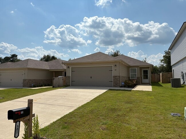 property at 501 Savannah St