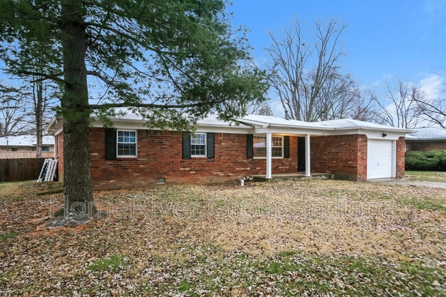 12209 Dunbar Cir N in Cumberland, IN - Building Photo - Building Photo