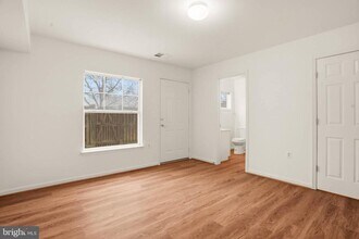 108 Moore Dr in Rockville, MD - Building Photo - Building Photo