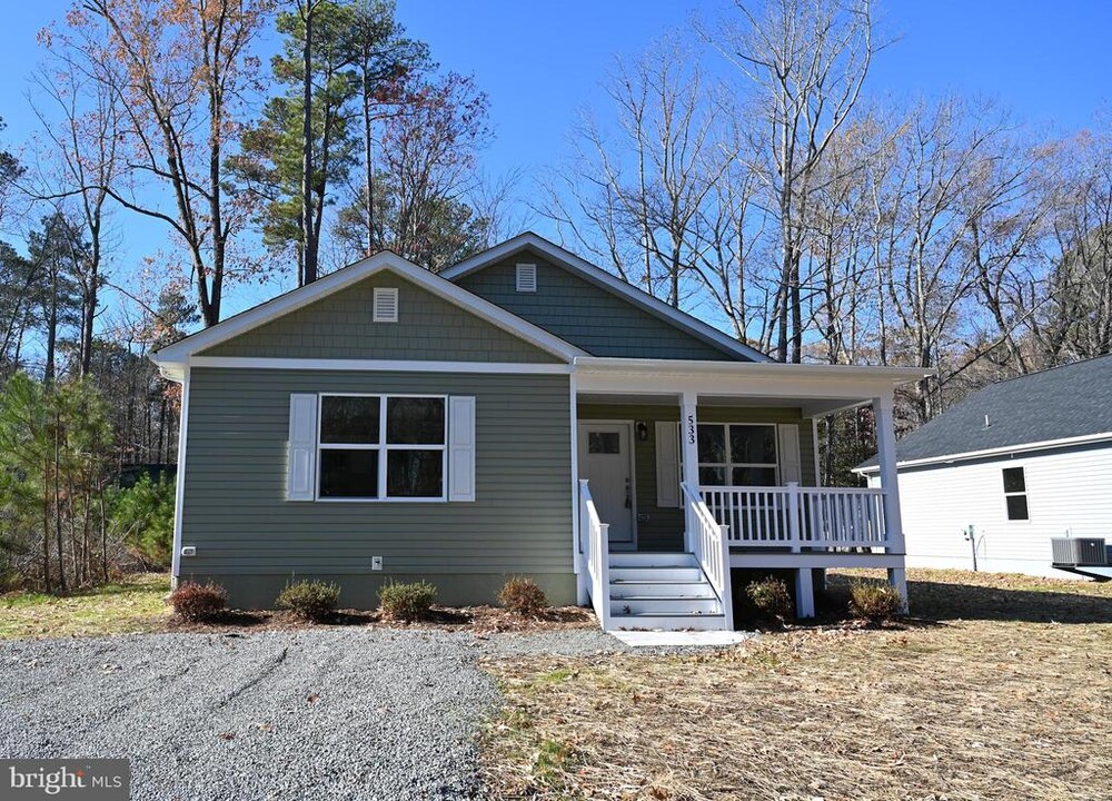 533 Forest Grove Rd in Colonial Beach, VA - Building Photo