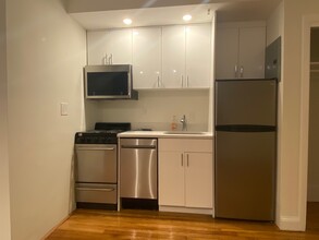 520 Beacon St, Unit 3 in Boston, MA - Building Photo - Building Photo