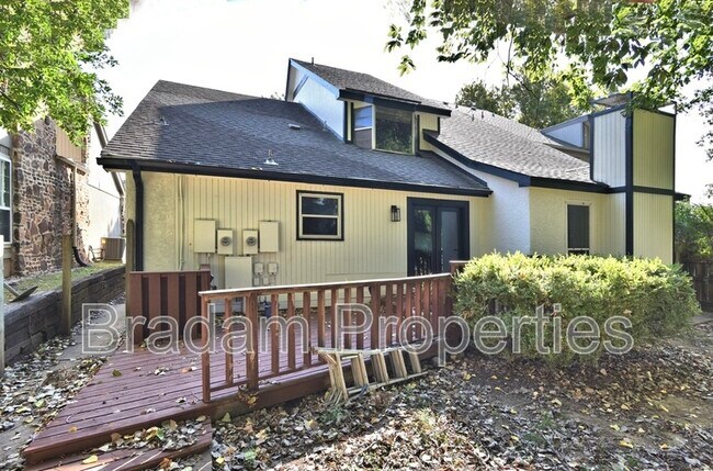 4110 S Florence Ct in Tulsa, OK - Foto de edificio - Building Photo