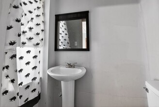 1305 S Easton Ave in Peoria, IL - Building Photo - Building Photo