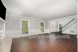 6121 Dovefield Rd in Charlotte, NC - Building Photo - Building Photo