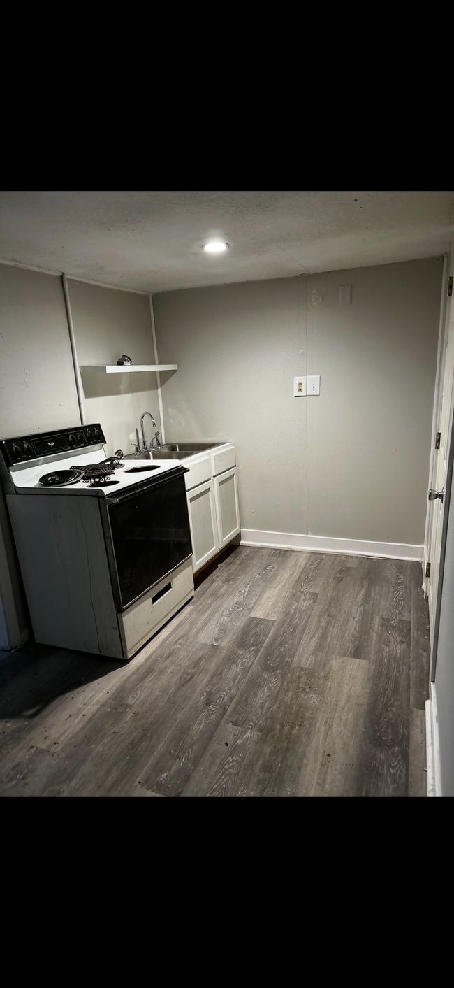 608 Southern Ave, Unit A in Morgantown, WV - Building Photo - Building Photo