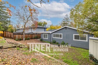 4801 Papaya Dr in Fair Oaks, CA - Building Photo - Building Photo