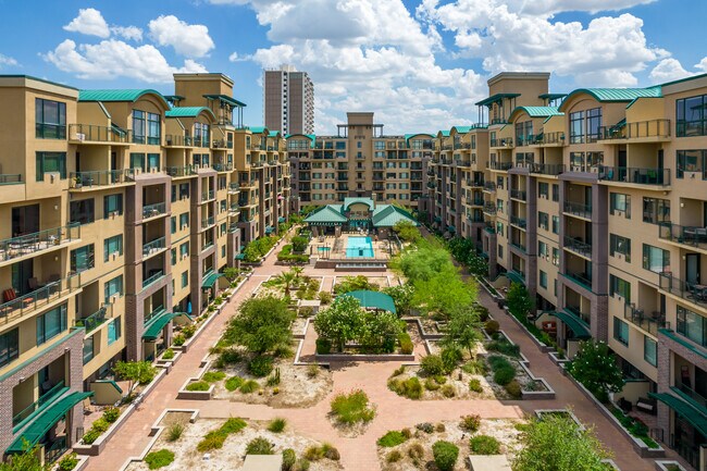 Tapestry on Central in Phoenix, AZ - Building Photo - Building Photo