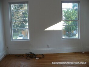 33 Algonquin St in Boston, MA - Building Photo - Building Photo