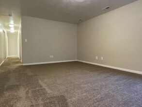 265 N 750 W in Layton, UT - Building Photo - Building Photo