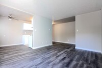 Chelsey Apartments in Edmonton, AB - Building Photo - Building Photo