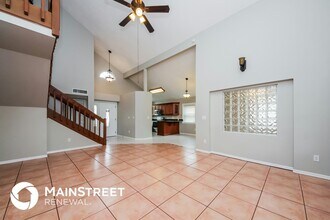 857 Heather Glen Cir in Lake Mary, FL - Foto de edificio - Building Photo