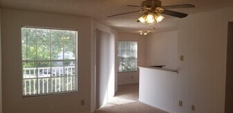 11582 Westwood Blvd in Orlando, FL - Building Photo