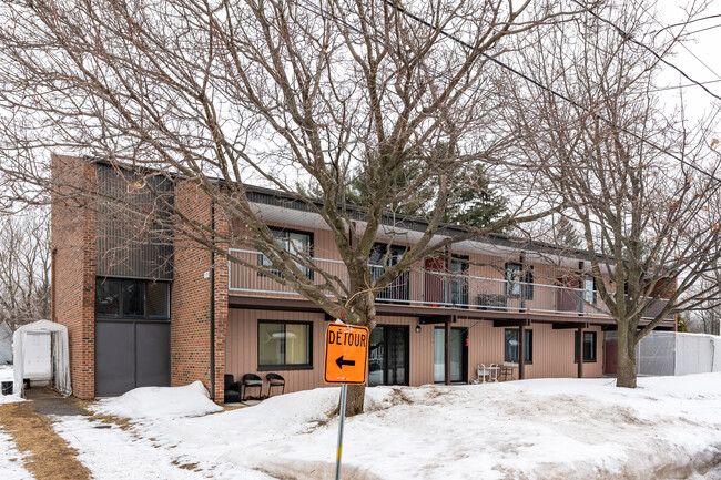 175 De L'anse St in Lévis, QC - Building Photo - Primary Photo