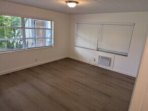 4800 N Flagler Dr-Unit -2 in West Palm Beach, FL - Building Photo - Building Photo