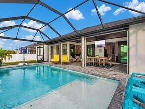 212 SW 29th Ave in Cape Coral, FL - Building Photo - Building Photo