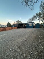 5682 Lupin Dr in Sun Valley, NV - Building Photo