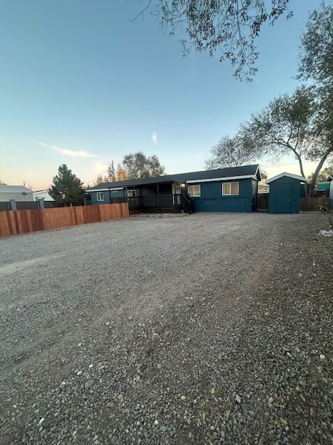 5682 Lupin Dr in Sun Valley, NV - Building Photo