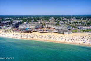 364 Westwood Ave, Unit 39 in Long Branch, NJ - Building Photo