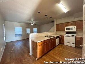 5703 Golf Heights in San Antonio, TX - Building Photo - Building Photo