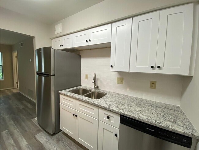 1309 Old Hammond Chase in Atlanta, GA - Building Photo - Building Photo
