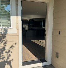 7303 NW 165th Ave in Portland, OR - Building Photo - Building Photo