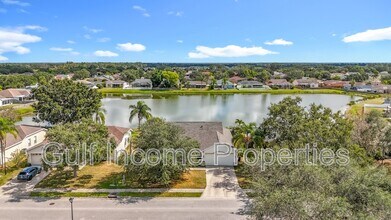 4218 Berkeley Dr in Parrish, FL - Building Photo - Building Photo