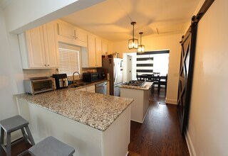 601 Dixie Trail in Raleigh, NC - Building Photo - Building Photo