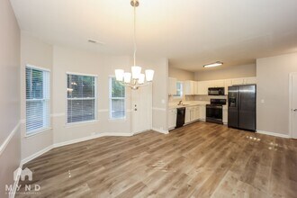 6447 Splitpine Ct in Atlanta, GA - Building Photo - Building Photo