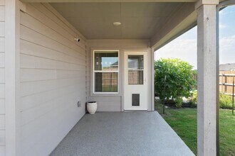 105 Black Wolf Run, Unit 1614 in San Marcos, TX - Foto de edificio - Building Photo