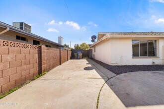 4401 W Claremont St in Glendale, AZ - Building Photo - Building Photo