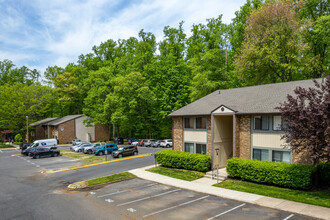 Watergate Condominiums in Maple Shade, NJ - Building Photo - Building Photo