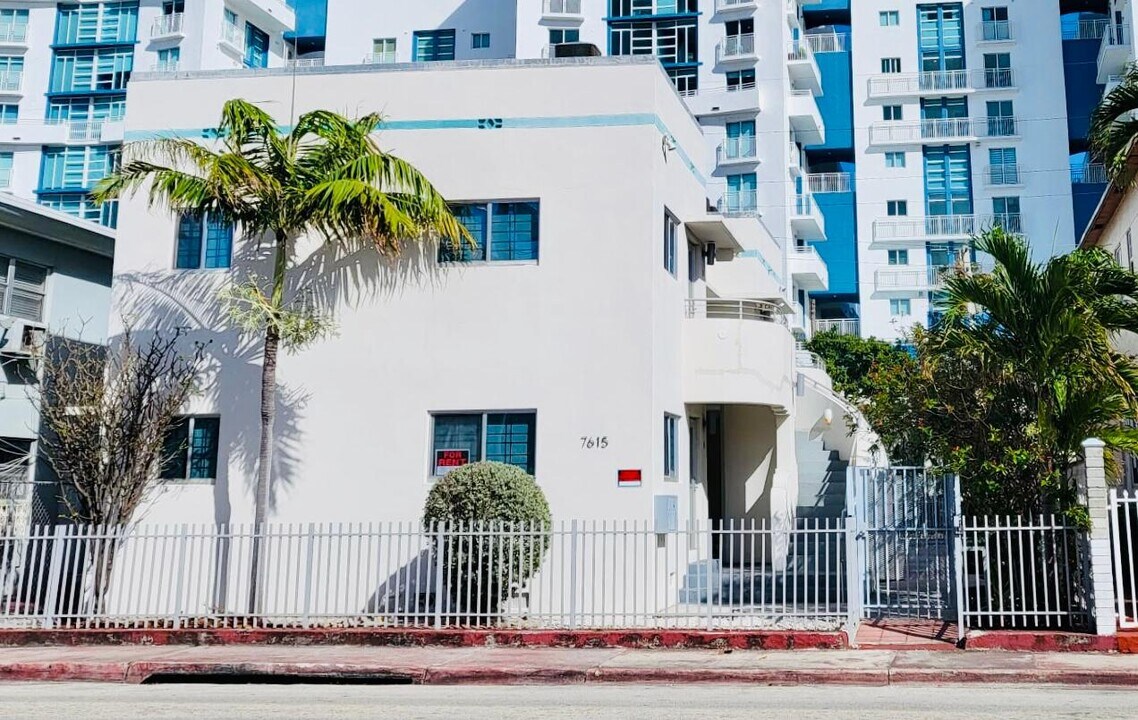 7615 Harding Ave, Unit #4 in Miami Beach, FL - Building Photo