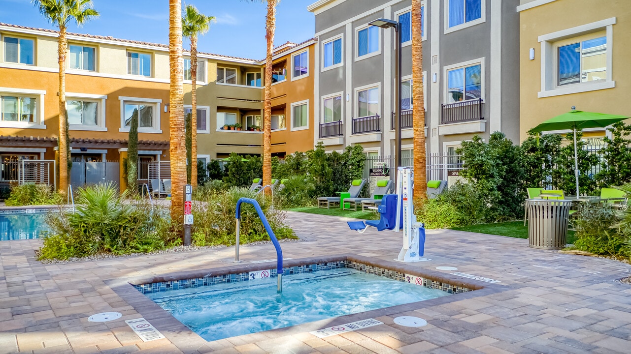 Arioso Senior Apartments in Las Vegas, NV - Building Photo