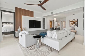 6427 Moorings Point Cir in Lakewood Ranch, FL - Building Photo - Building Photo