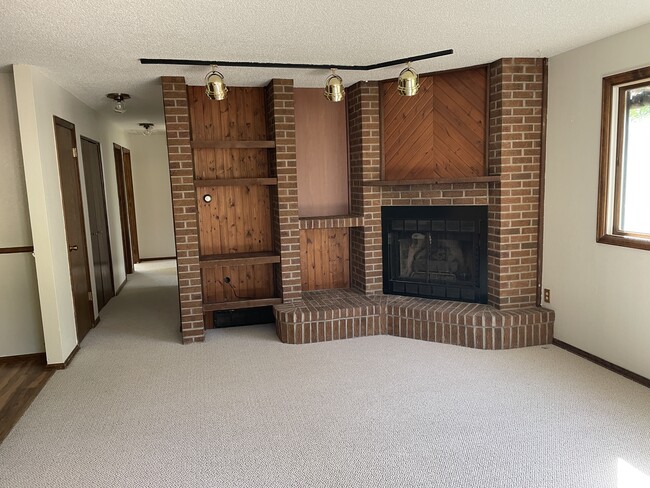 2252 Austin Ct in Loveland, CO - Building Photo - Building Photo