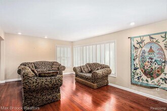 5622 Powder Horn Dr in West Bloomfield Township, MI - Building Photo - Building Photo