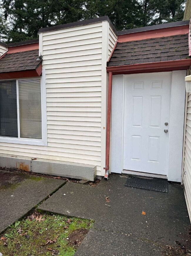 14600 SE 176th St in Renton, WA - Building Photo - Building Photo