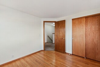 3757 S 80th St in Milwaukee, WI - Building Photo - Building Photo