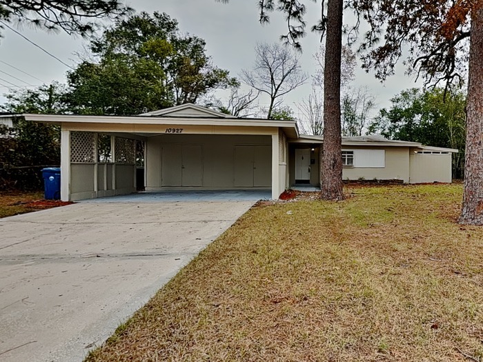 10927 Regency Dr in Jacksonville, FL - Building Photo