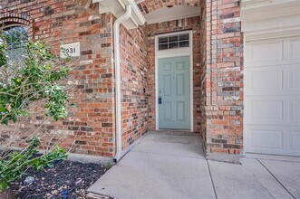 931 Hunter Ln in Burleson, TX - Building Photo - Building Photo