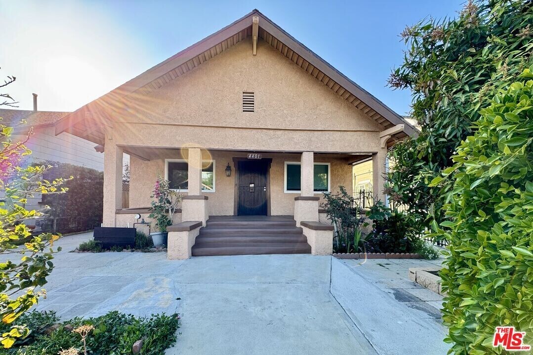 4401 Homer St in Los Angeles, CA - Building Photo