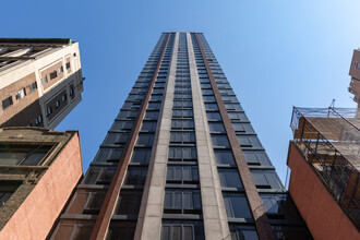 The KNOX in New York, NY - Building Photo - Building Photo