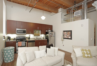 Lucas Place Lofts in Kansas City, MO - Foto de edificio - Interior Photo