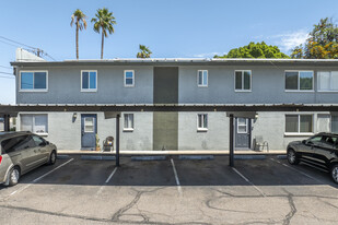 Greenview Apartments in Phoenix, AZ - Building Photo - Building Photo